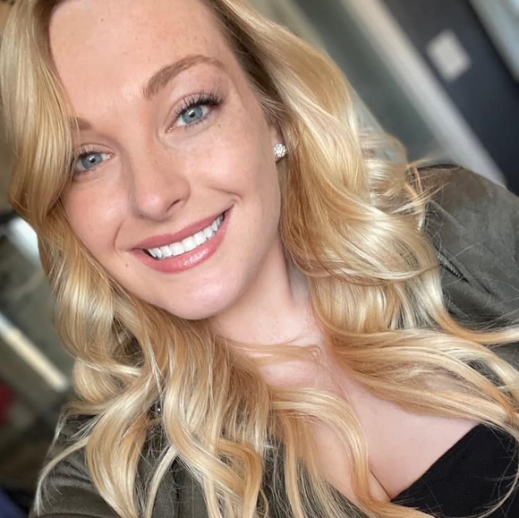 Meet your Posher, Haley - Picture 1 of 1